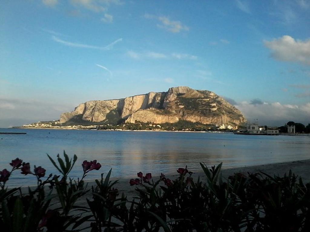 Casa Lunastella Locazione Turistica Mondello Exterior foto
